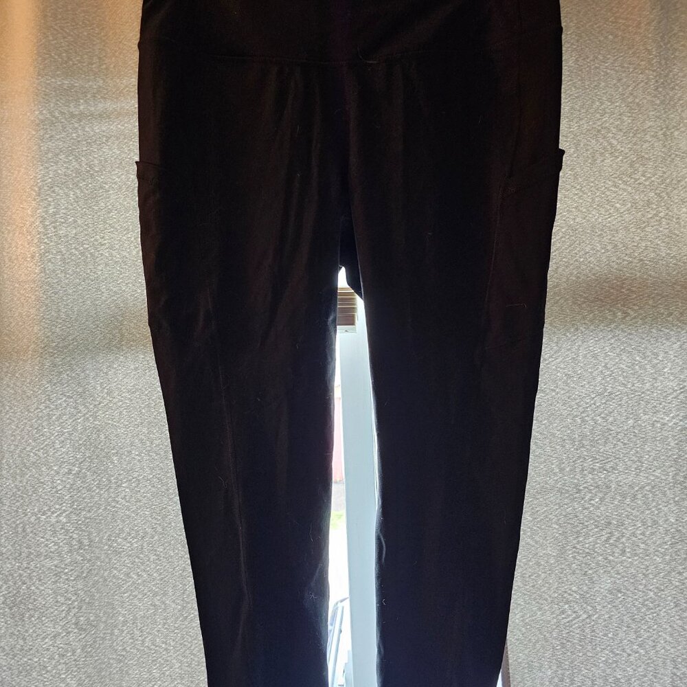 Torrid size 2 black active crop legging